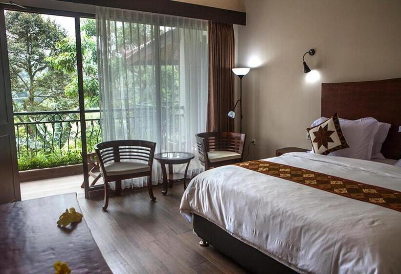 חדר דלוקס עם מרפסת, Villa Sawah Resort Managed By Salak Hospitality