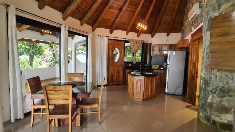 سوییت جونیور لوکس, Vista Coiba Villas & Restaurant