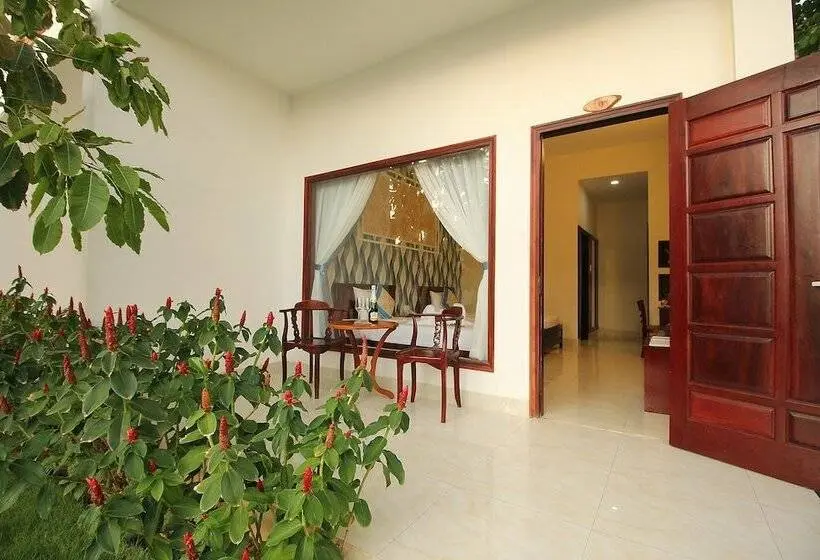 اتاق لوکس با چشم‌انداز باغ, Ocean Place Mui Ne Resort