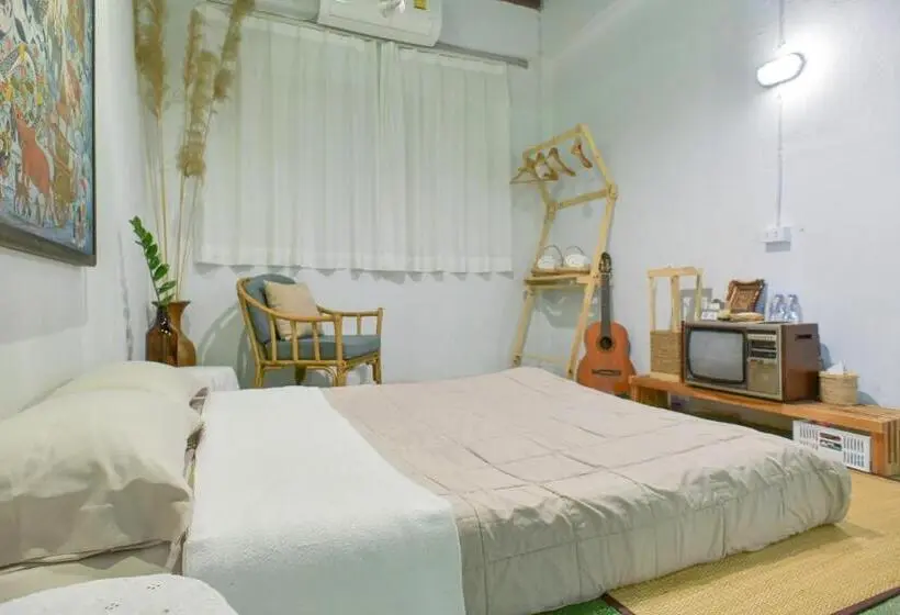 スタンダードルーム, Silsopa Hostel