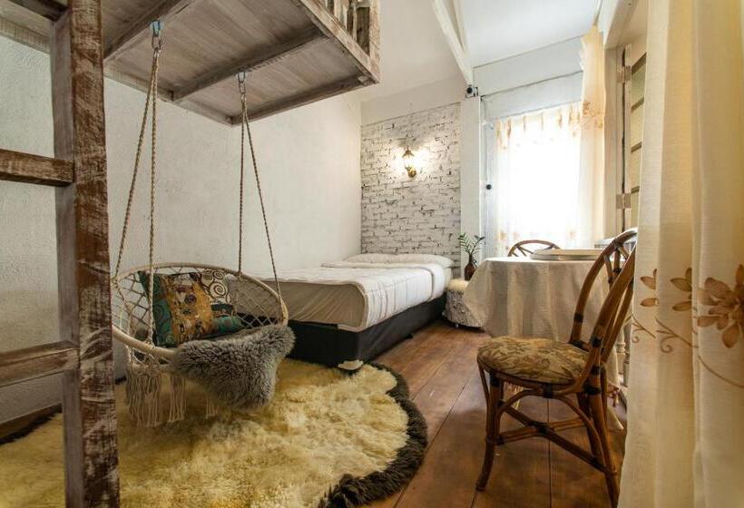 Family Suite, Silsopa Hostel