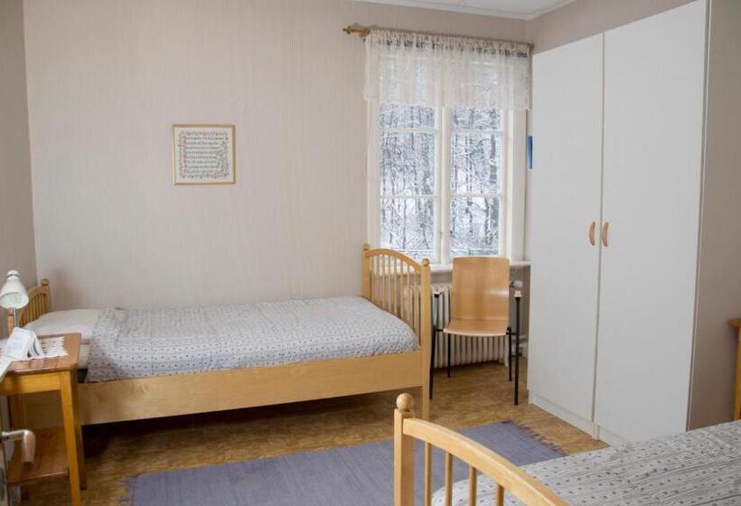 اتاق اکونومی, örtagården