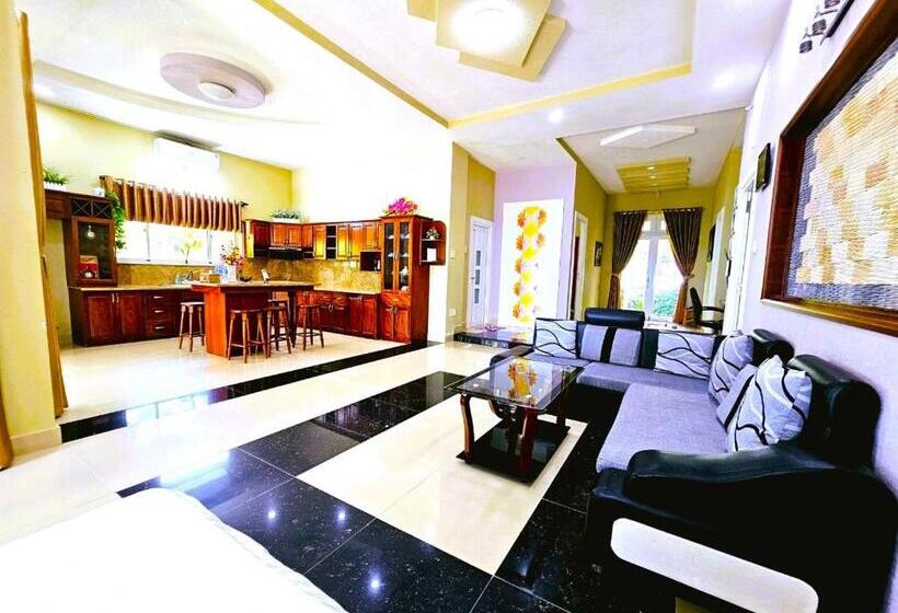 ویلای 3 خوابه, Casa Beach Resort