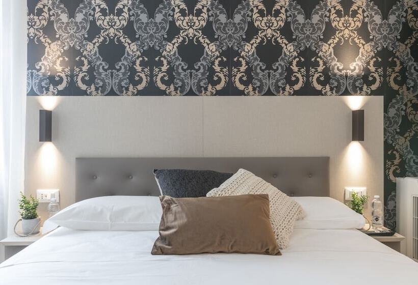 اتاق لوکس سه تخته, Grifoni Boutique