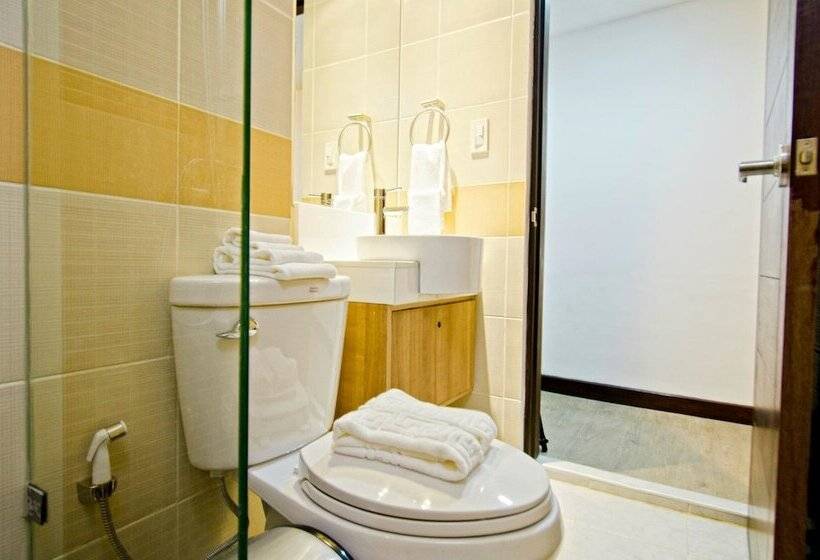 ジュニアスイート, Tyche Boutique