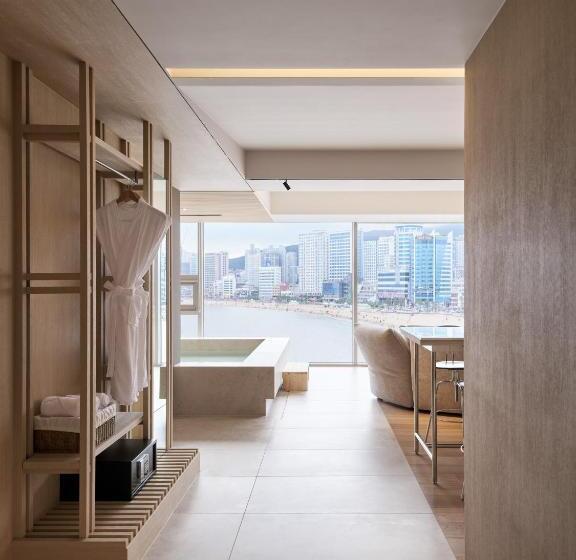 Suite with Terrace, B Amu