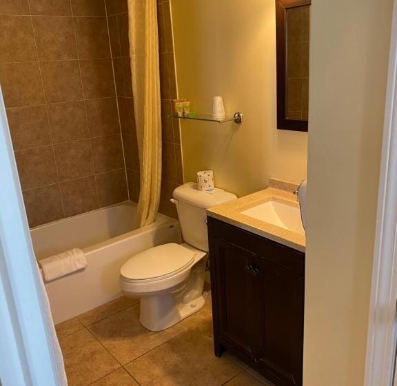 سوییت خانوادگی, North Colony Motel And Cottages