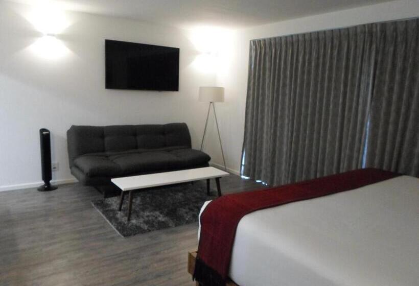 스탠다드 룸 킹사이즈 침대, Armonik Suites By Casanevo