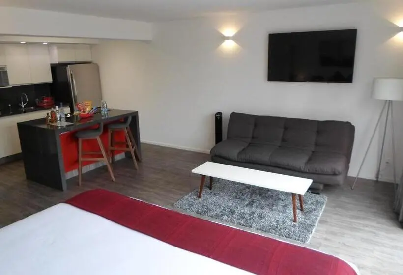 キングサイズベッドのデラックスルーム, Armonik Suites By Casanevo