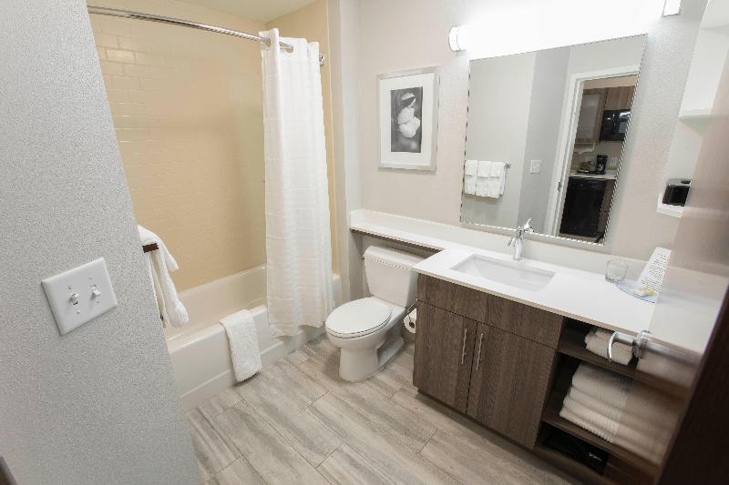 Люкс Кровать Кинг, Candlewood Suites Mcdonough, An Ihg