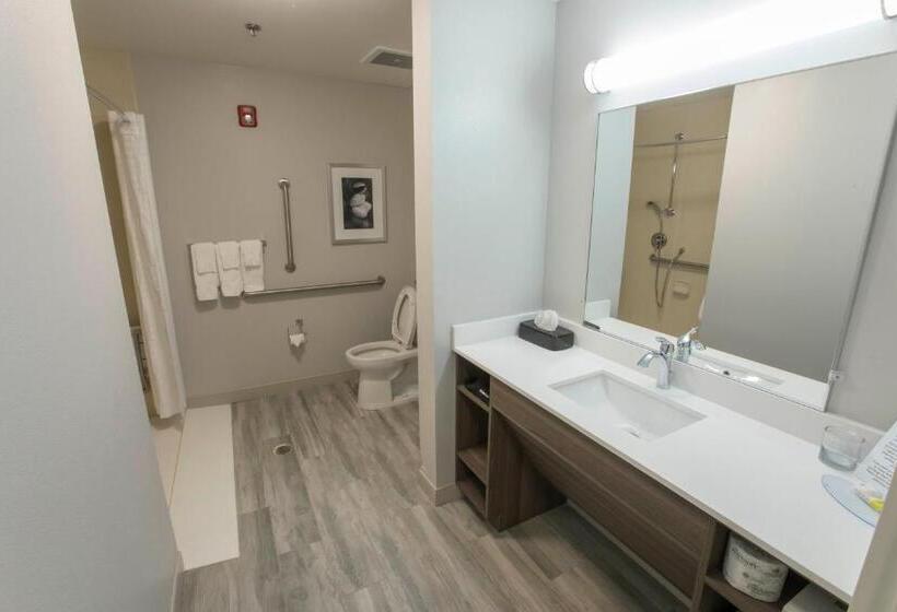 身障者適用キングサイズベッドルーム, Candlewood Suites Mcdonough, An Ihg