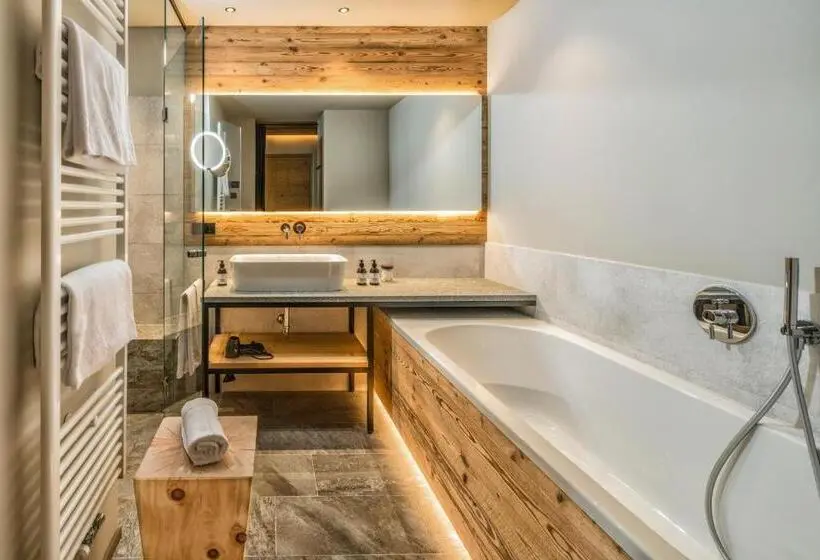 Superior suite with balcony, My Arbor Plose Wellness