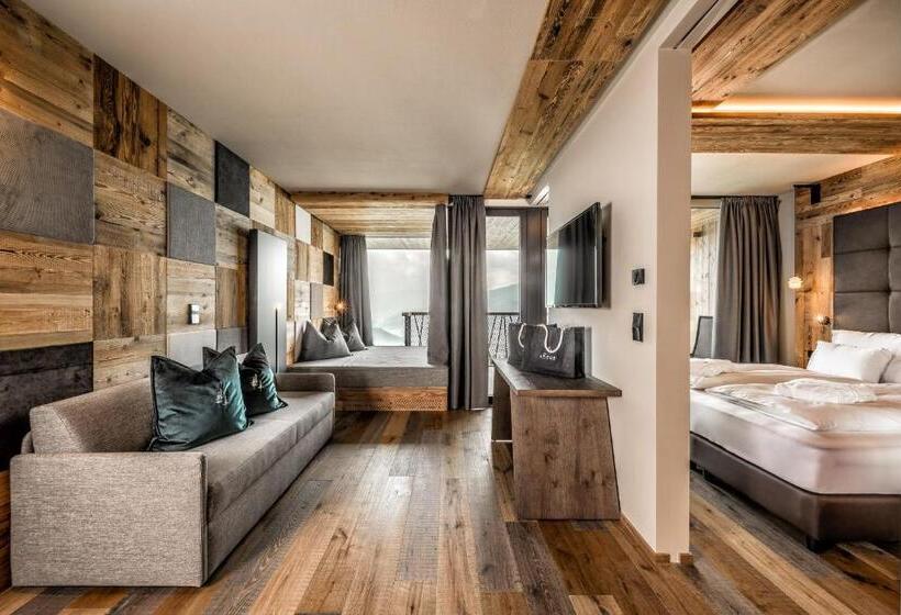 Superior suite with balcony, My Arbor   Plose Wellness