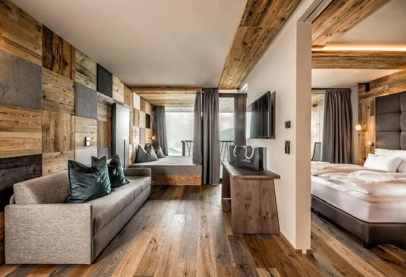 Superior suite with balcony, My Arbor Plose Wellness