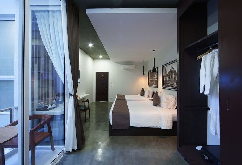 جناح ديلوكس, The Amazing Residence