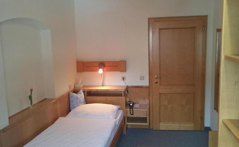 スタンダードシングルルーム, Zum Goldenen Hirschen