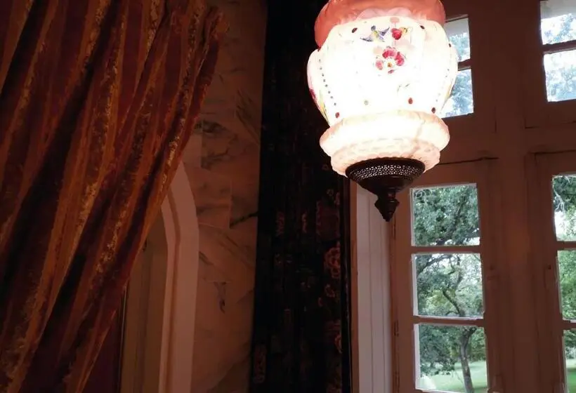 デラックストリプルルーム, Château Picol