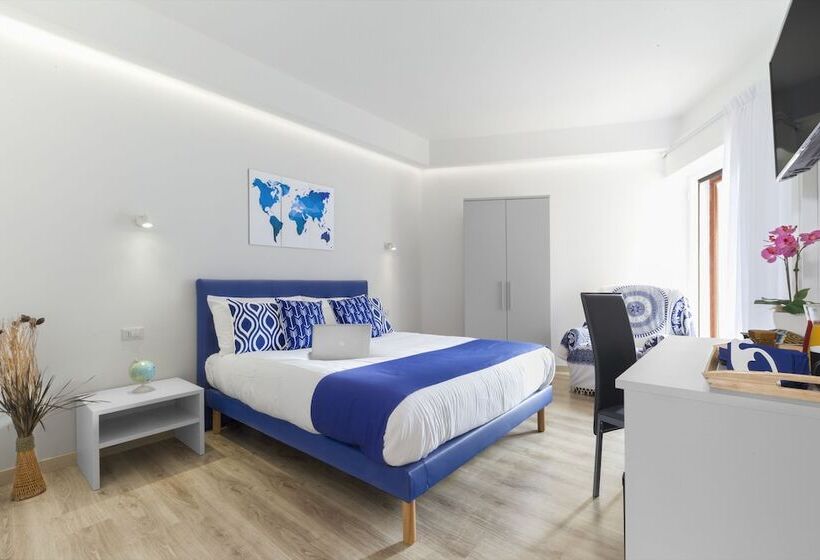 Номер Deluxe, Sirocco Suites