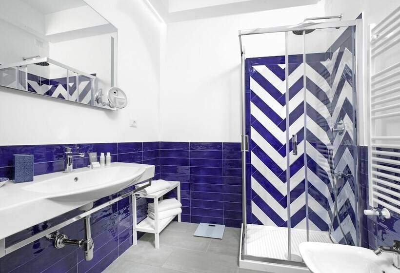 Полулюкс, Sirocco Suites