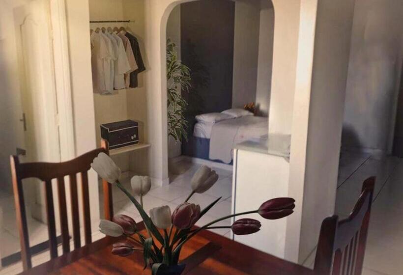 Номер Deluxe, Amazonia