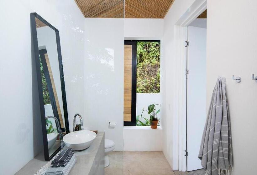 اتاق لوکس با بالکن و چشمانداز دریا, Mint Santa Teresa Adults Only