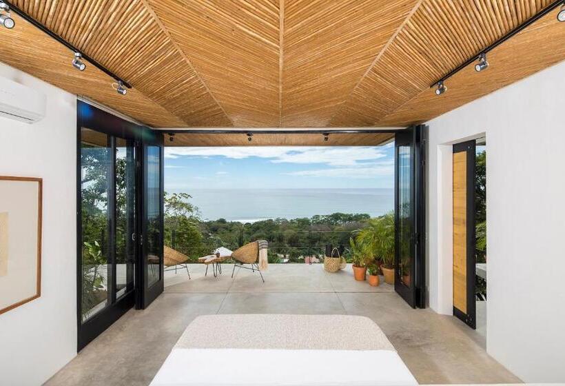 اتاق لوکس با بالکن و چشمانداز دریا, Mint Santa Teresa Adults Only