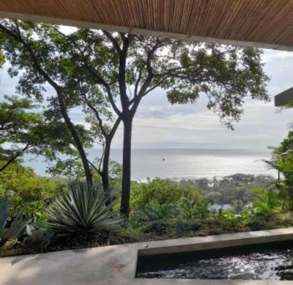 带大床的高级房间, Mint Santa Teresa   Adults Only