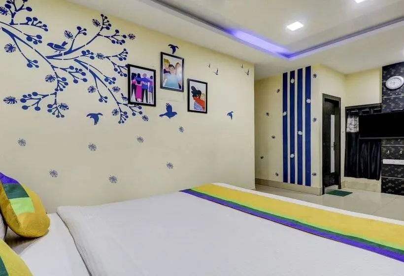 デラックスルーム, Treebo Dreamland Guest House