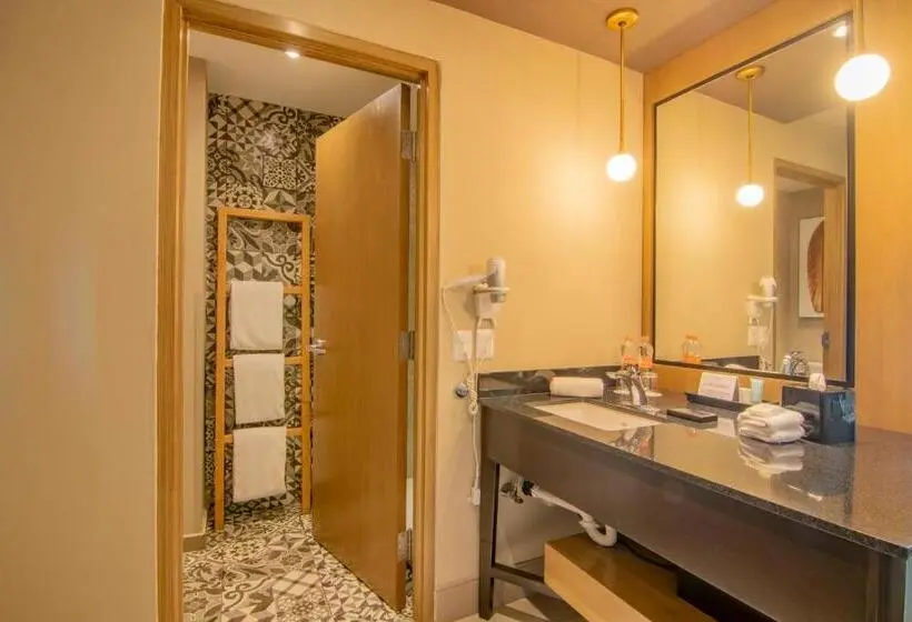 Deluxe-huone King-vuode, Torre Lucerna Hotel Ensenada