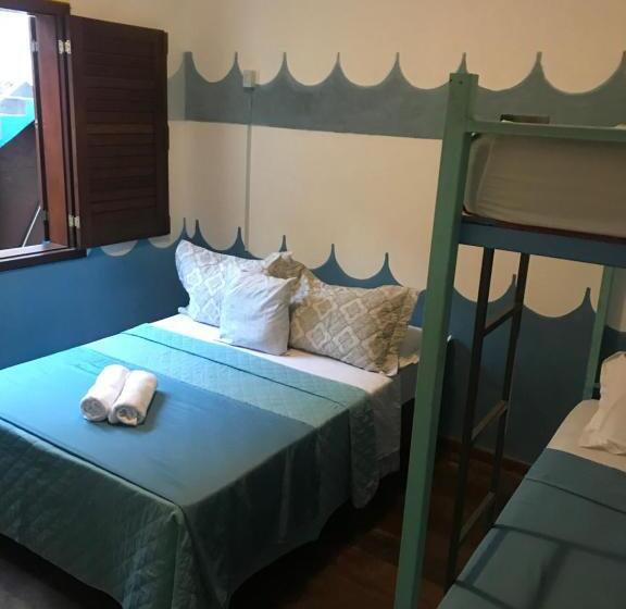 标准四人间共用浴室, Hostel Lares