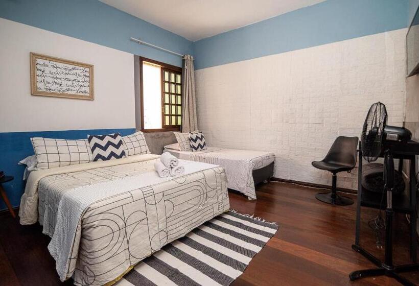 스위트, Hostel Lares