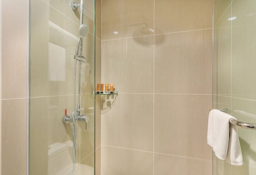 デラックスルーム, Le Venue