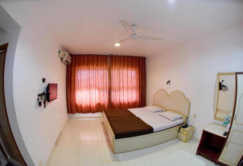 חדר סטנדרט, Sharada International