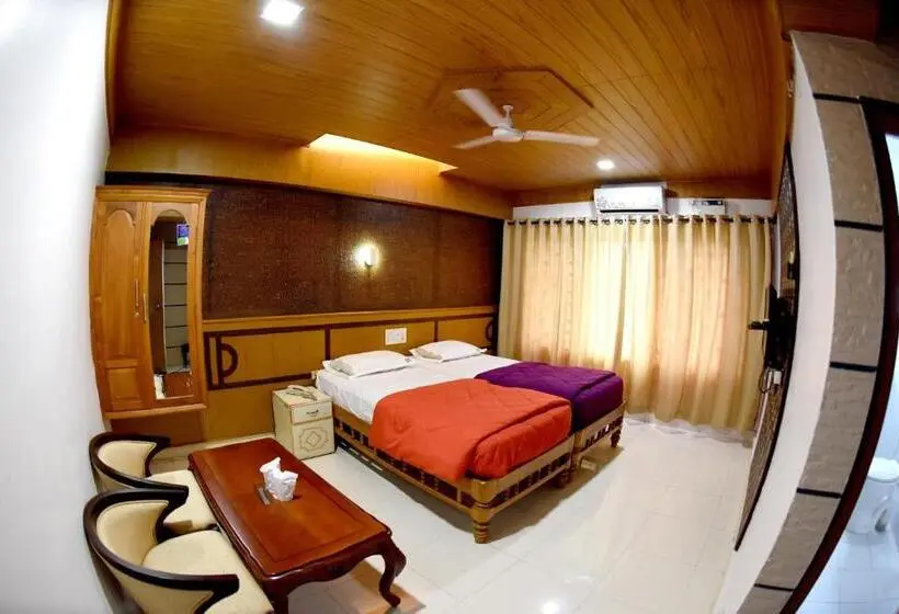 デラックスルーム, Sharada International