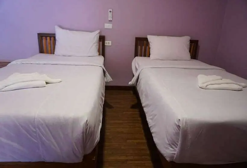 اتاق استاندارد, Lampang Bouteak Resort