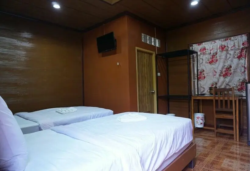 اتاق استاندارد, Lampang Bouteak Resort