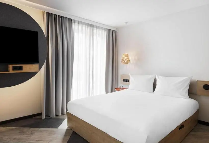 استودیوی استاندارد, Stay Kooook Munich City