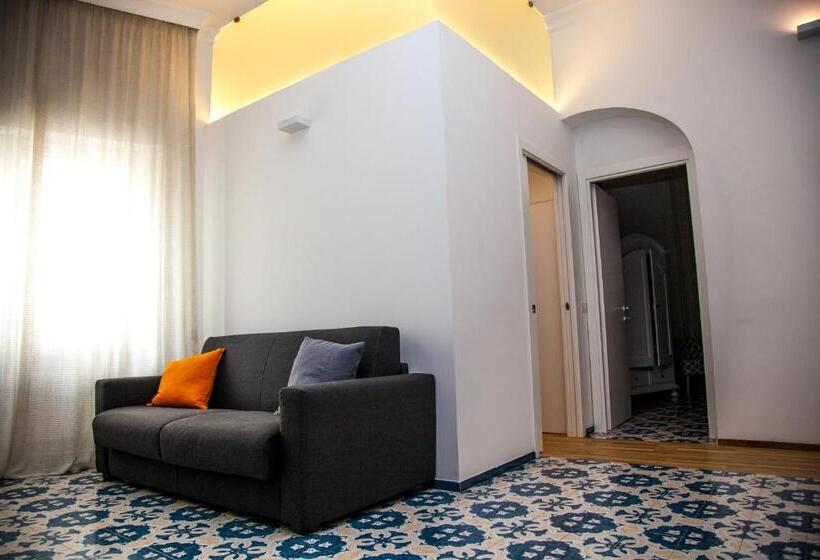 سوییت جونیور لوکس, Storie Di Mare