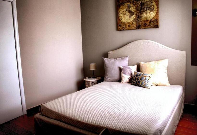 اتاق خانوادگی, Tenuta Serena   Maison De Charme