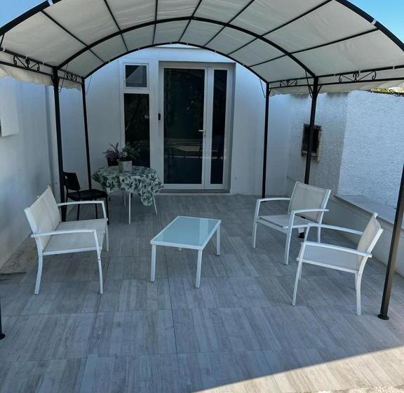 استودیوی لوکس, Tenuta Serena   Maison De Charme