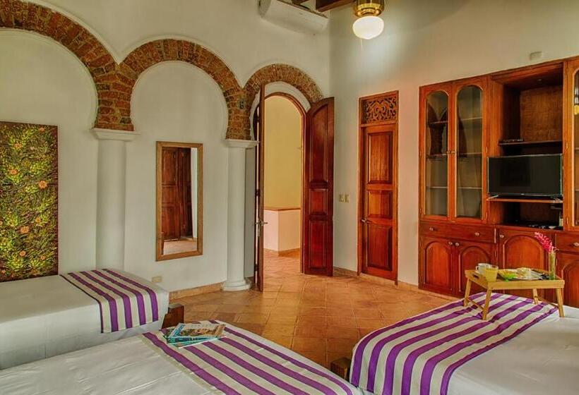 غرفة قياسية رباعية, Casa D´remedios La Bella Hotel Boutique