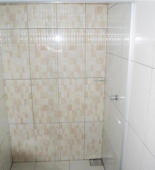 اتاق اکونومی, Hostel Prime