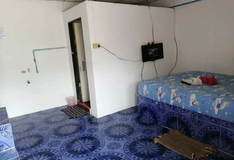 اتاق استاندارد یک نفره, Kanjana Resort