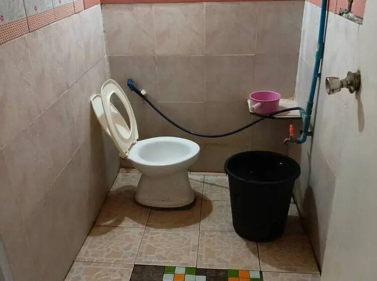 اتاق اکونومی, Kanjana Resort