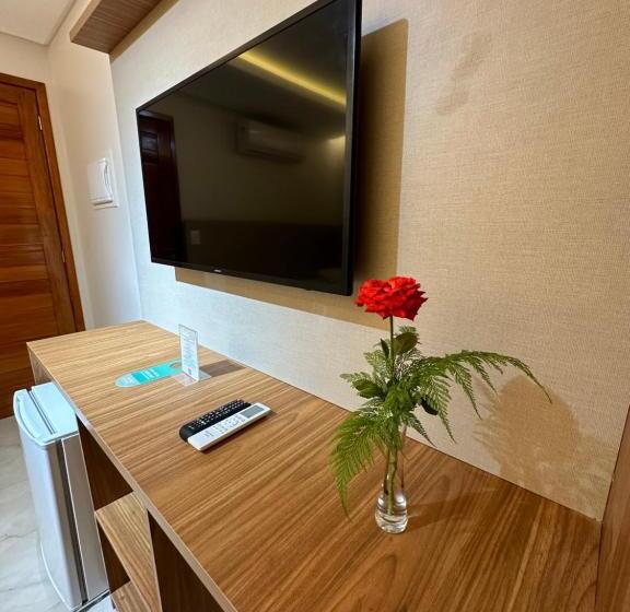 标准三人间, Pousada Baixa Verde