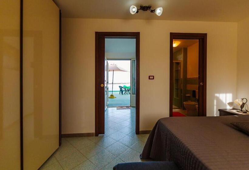 带露台的标准工作室, B&b La Casa Nel Borgo