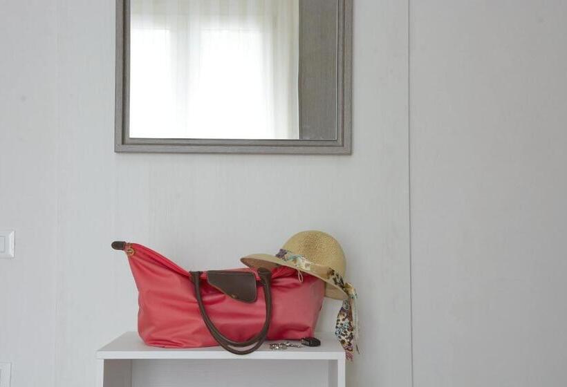 غرفة ديلوكس, Baia Dell'orso