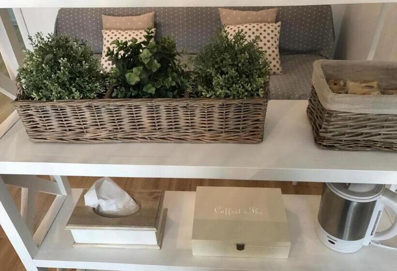 اتاق سوپریور سه تخته, Righepois