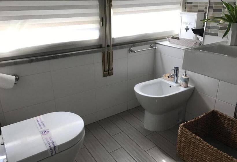 اتاق سوپریور سه تخته, Righepois