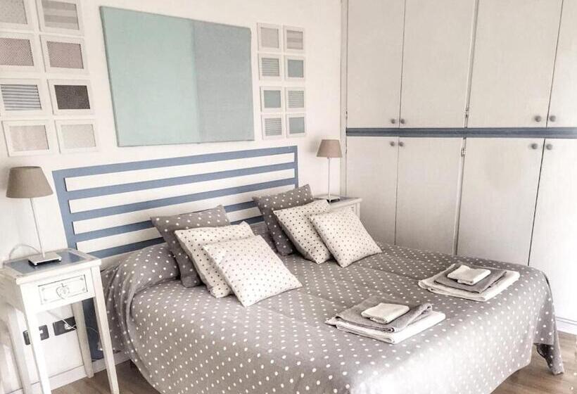 اتاق استاندارد با بالکن و چشمانداز دریا, Righepois